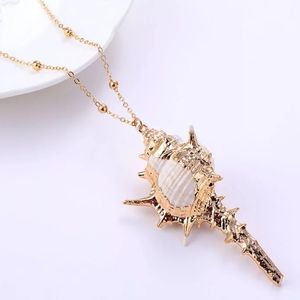 Handmade Ladies Seashell Choker Necklace.